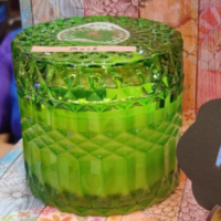 Celeste Candle with Leaf decoration